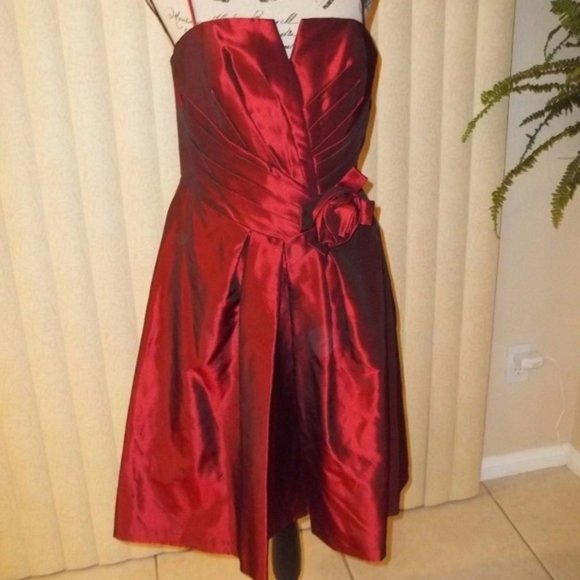 *FINAL PRICE* Cranberry Red Taffeta Short Formal Dress Size 8 - Picture 2 of 6